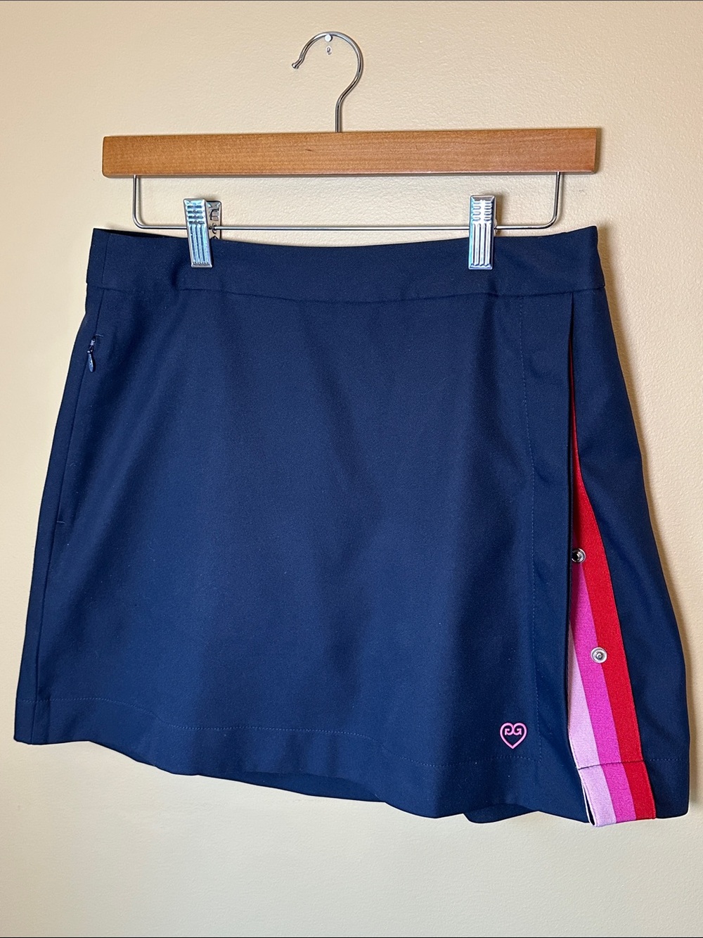 G/FORE Navy Skort with Pink and Magenta Stripe Accents Size 6